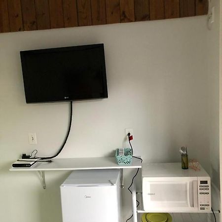 Suite Rua Pescada Amarela Бомбиньяс Экстерьер фото